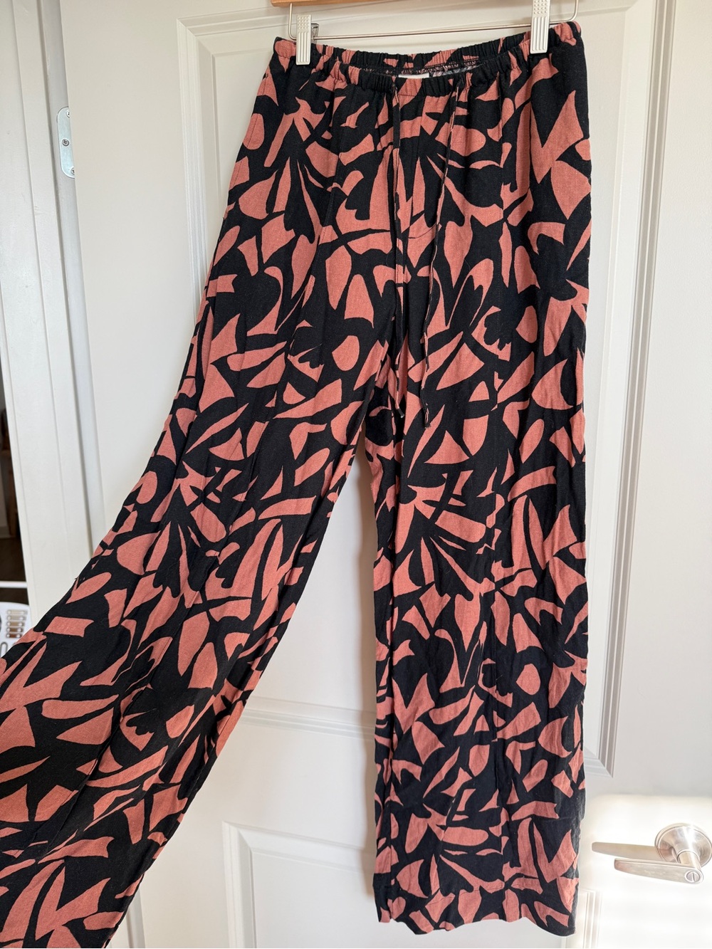 Wide leg pants